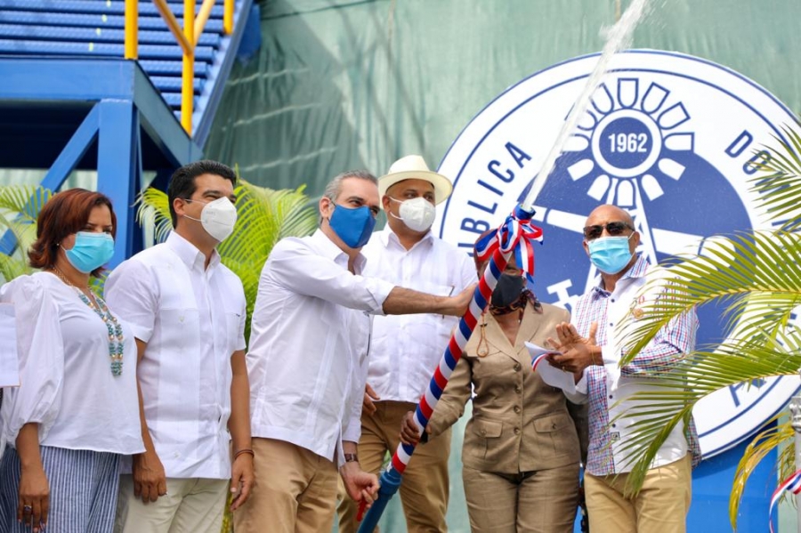 Gobierno pone en marcha planta potabilizadora Guanuma- Los Botados