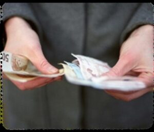 Pago del servicio de agua potable y alcantarillado