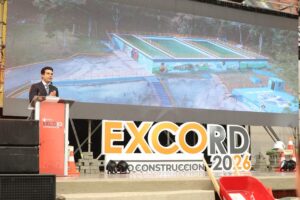 El director ejecutivo del INAPA, Wellington Arnaud, durante su participación en la feria Expo Construcción RD (Exco RD 2026)